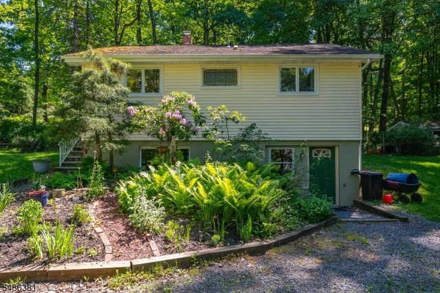 35 Windy Bush Ln, Sparta Twp., NJ 07871