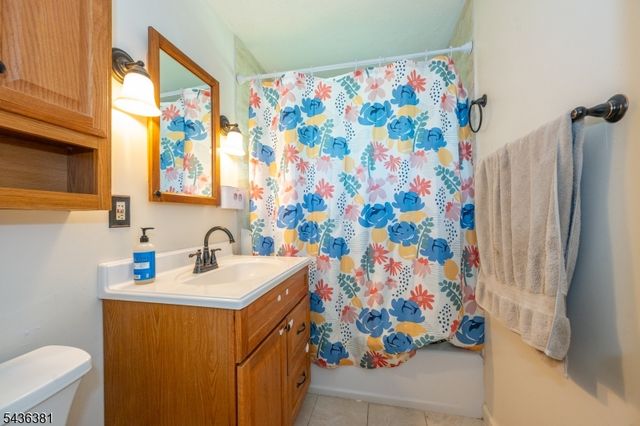 35 Windy Bush Ln, Sparta Twp., NJ 07871