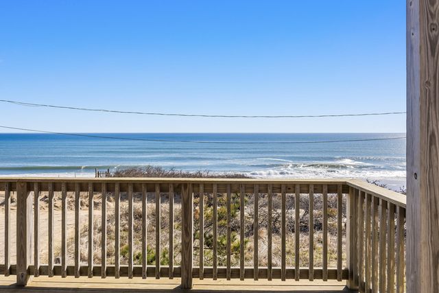175 Cliff Road, Wellfleet, MA 02667