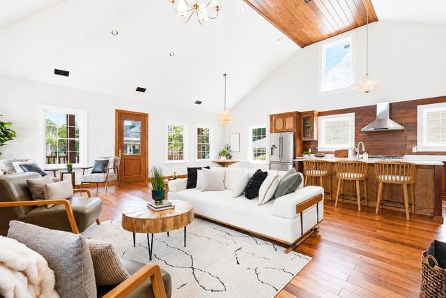 28 Gordon Street, Charleston, SC 29403