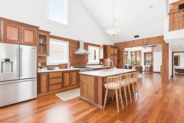 28 Gordon Street, Charleston, SC 29403