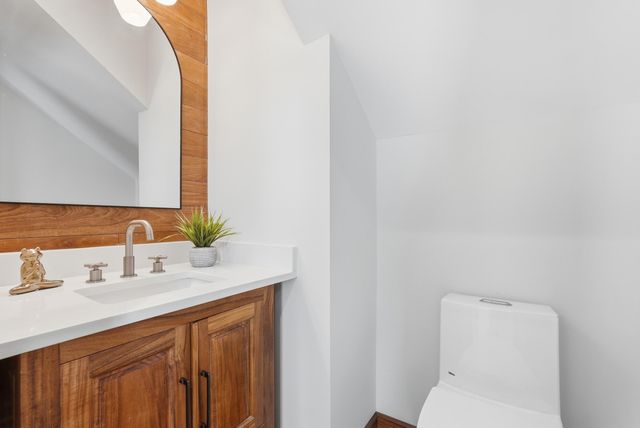 28 Gordon Street, Charleston, SC 29403