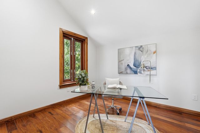 28 Gordon Street, Charleston, SC 29403