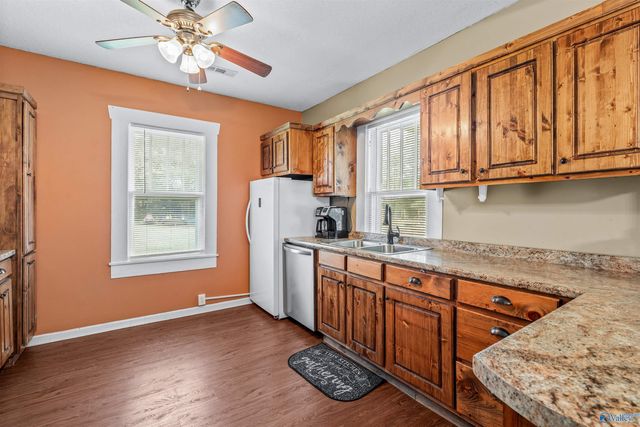 127 Graves Street, Crossville, AL 35962