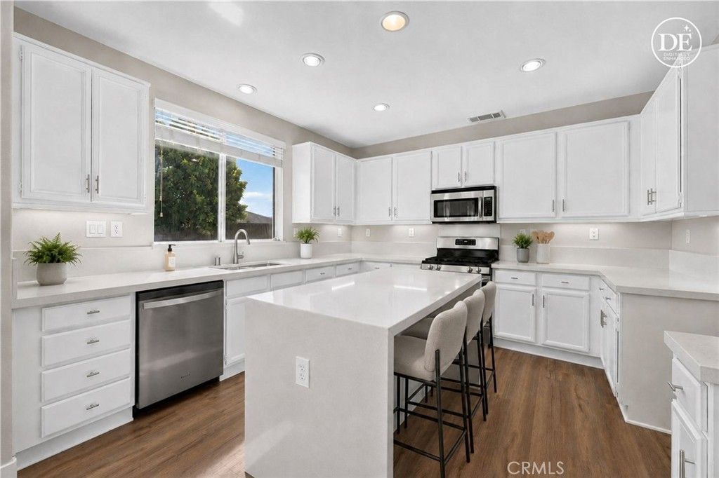 28900 Bayberry Drive, Lake Elsinore, CA 92530 — exterior