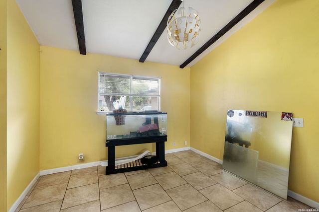 2114 FORT DONELSON DR, San Antonio, TX 78245