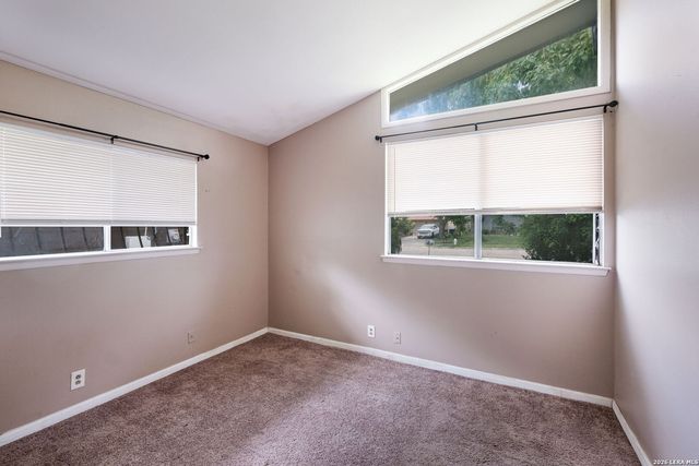2114 FORT DONELSON DR, San Antonio, TX 78245