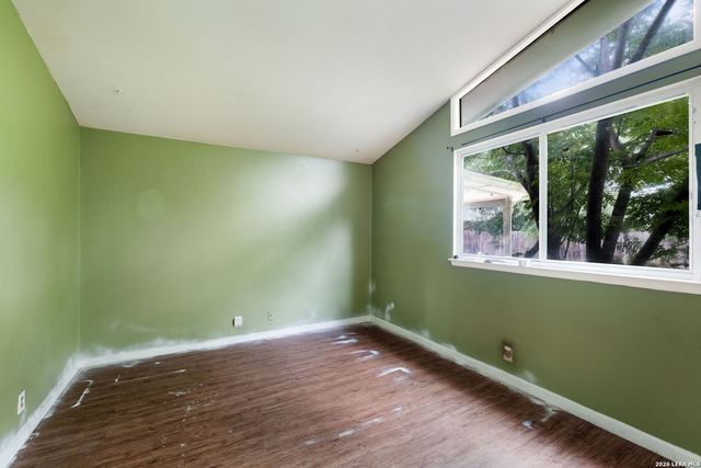 2114 FORT DONELSON DR, San Antonio, TX 78245