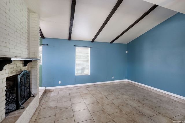 2114 FORT DONELSON DR, San Antonio, TX 78245
