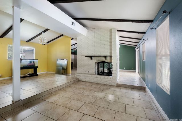 2114 FORT DONELSON DR, San Antonio, TX 78245