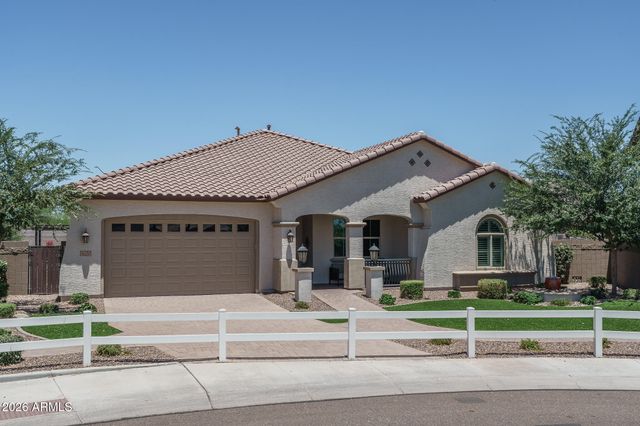 16280 W Charlotte Drive, Surprise, AZ 85387