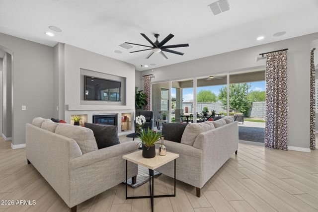 16280 W Charlotte Drive, Surprise, AZ 85387
