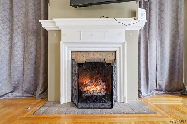 121 Fordham Drive, Buffalo, NY 14216