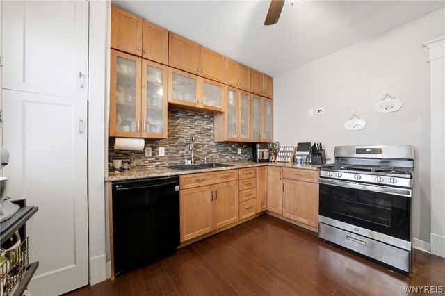 121 Fordham Drive, Buffalo, NY 14216