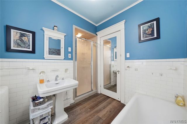 121 Fordham Drive, Buffalo, NY 14216