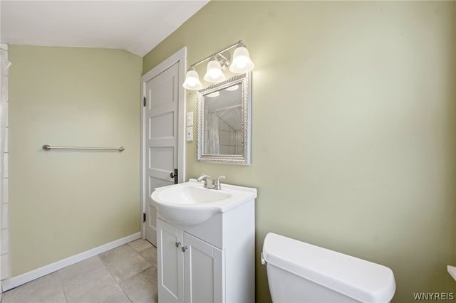 121 Fordham Drive, Buffalo, NY 14216