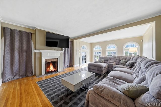 121 Fordham Drive, Buffalo, NY 14216