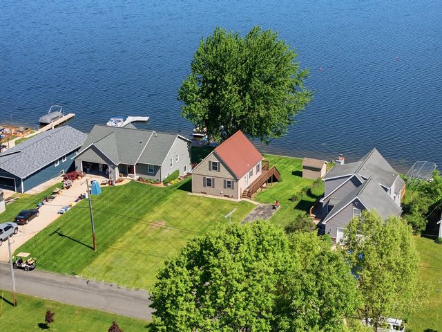 17300 Warrior Drive, Howard City, MI 49329