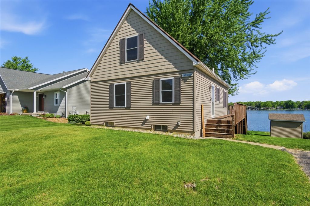 17300 Warrior Drive, Howard City, MI 49329