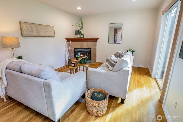 725 N 198th Street, Shoreline, WA 98133