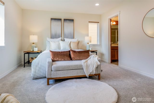 725 N 198th Street, Shoreline, WA 98133