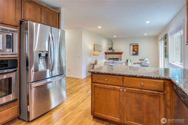 725 N 198th Street, Shoreline, WA 98133