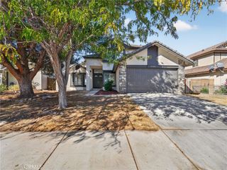 44529 Aspen Street, Lancaster, CA 93535