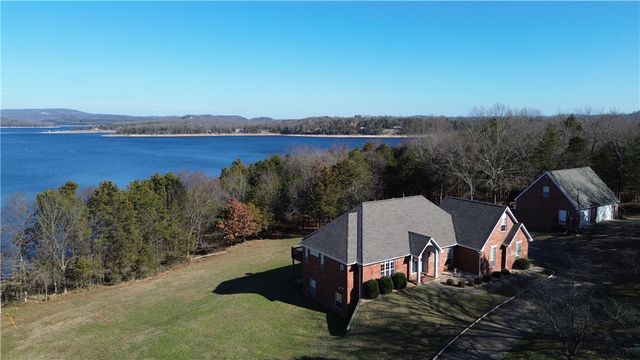9000 Ventris Road, Garfield, AR 72732
