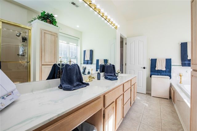 9000 Ventris Road, Garfield, AR 72732