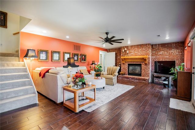 9000 Ventris Road, Garfield, AR 72732