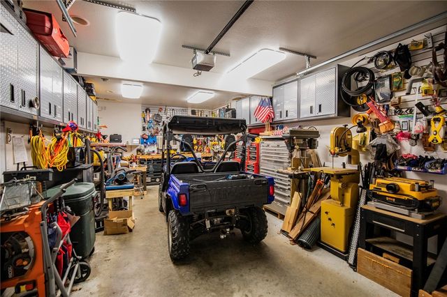 9000 Ventris Road, Garfield, AR 72732