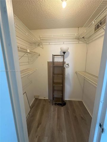 210 172nd St 426, Sunny Isles Beach, FL 33160