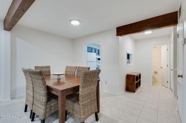 35 Larkspur Lane, Lafayette, LA 70507