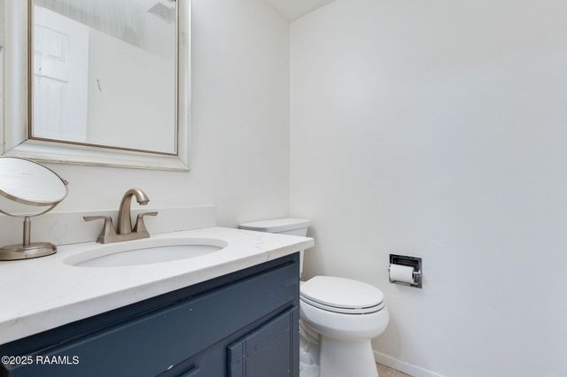 35 Larkspur Lane, Lafayette, LA 70507