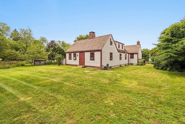 200 Bakerville Rd, Dartmouth, MA 02748