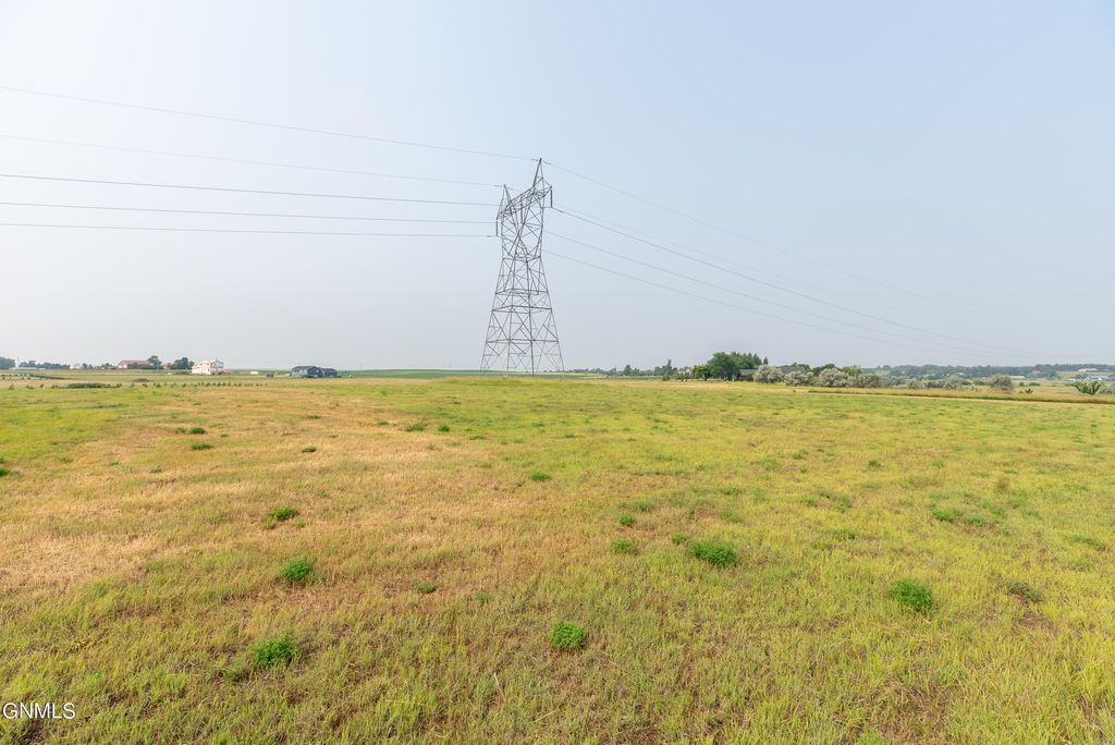 11325 Creek Top Road, Menoken, ND 58558 photo 5