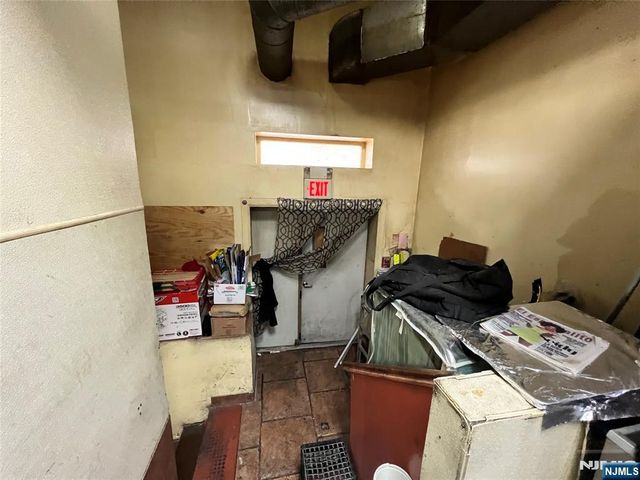 410 38th Street, Union City, NJ 07087