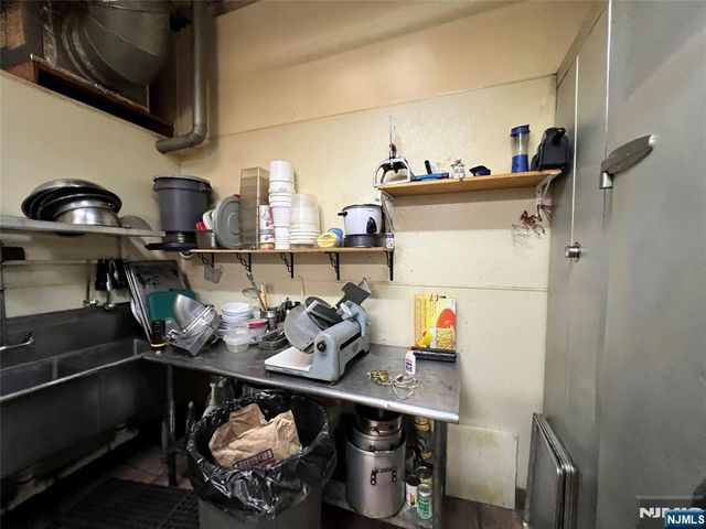 410 38th Street, Union City, NJ 07087