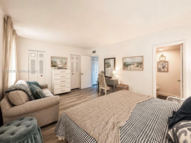 4201 S Ocean Boulevard J2, South Palm Beach, FL 33480