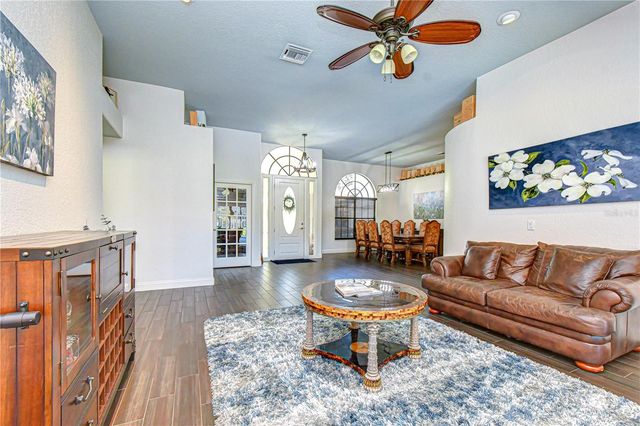 6623 STONINGTON DRIVE N, Tampa, FL 33647