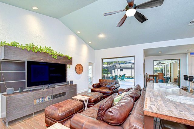 6623 STONINGTON DRIVE N, Tampa, FL 33647