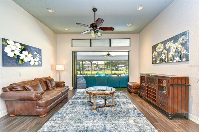 6623 STONINGTON DRIVE N, Tampa, FL 33647