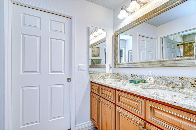 6623 STONINGTON DRIVE N, Tampa, FL 33647