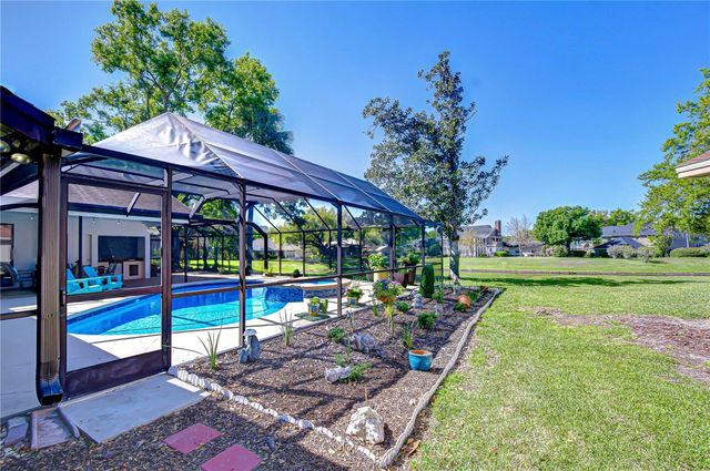 6623 STONINGTON DRIVE N, Tampa, FL 33647