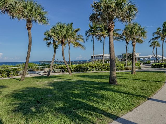826 S M Street, Lake Worth Beach, FL 33460