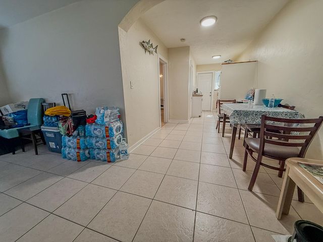 826 S M Street, Lake Worth Beach, FL 33460