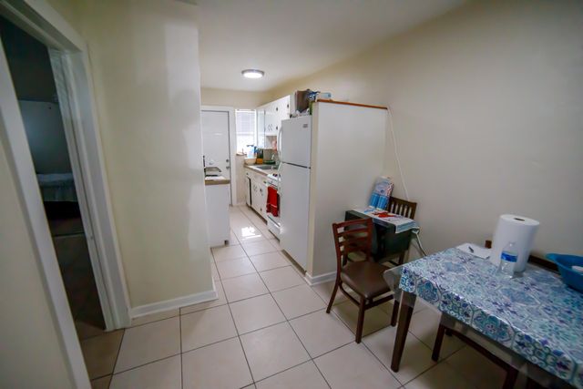 826 S M Street, Lake Worth Beach, FL 33460