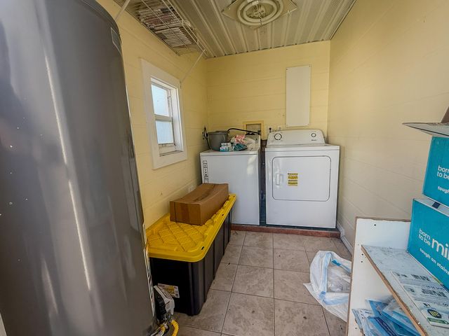 826 S M Street, Lake Worth Beach, FL 33460