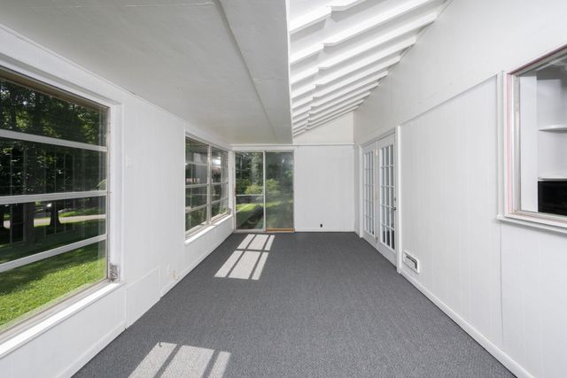 9637 Manor Woods Road, Fort Wayne, IN 46004