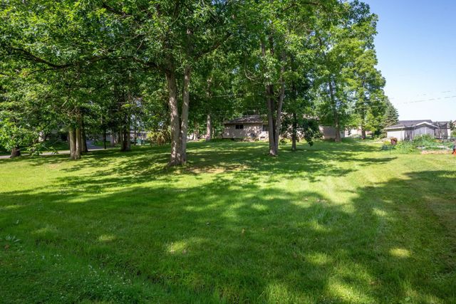 9637 Manor Woods Road, Fort Wayne, IN 46004